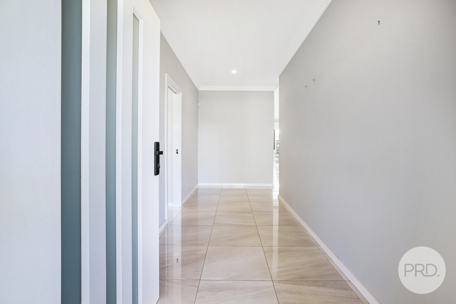 22 Jubata Drive TAMWORTH 3