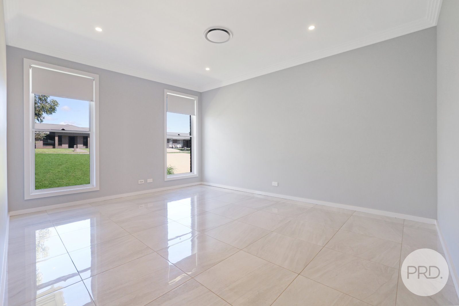 22 Jubata Drive TAMWORTH 4