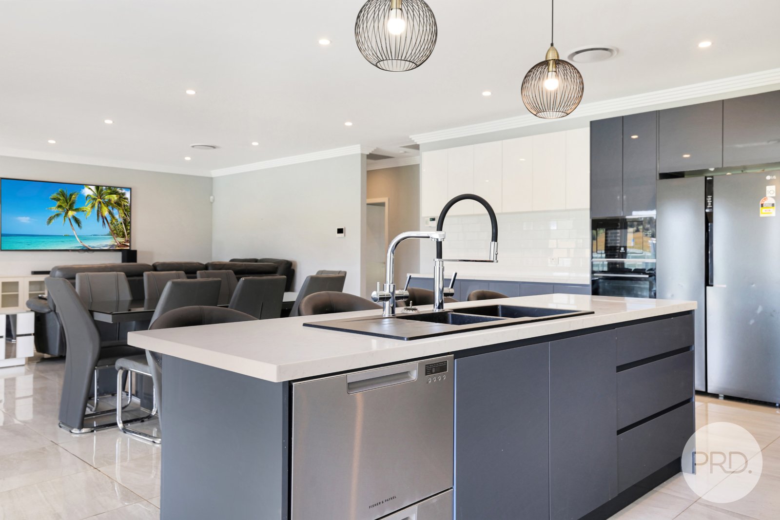 22 Jubata Drive TAMWORTH 23