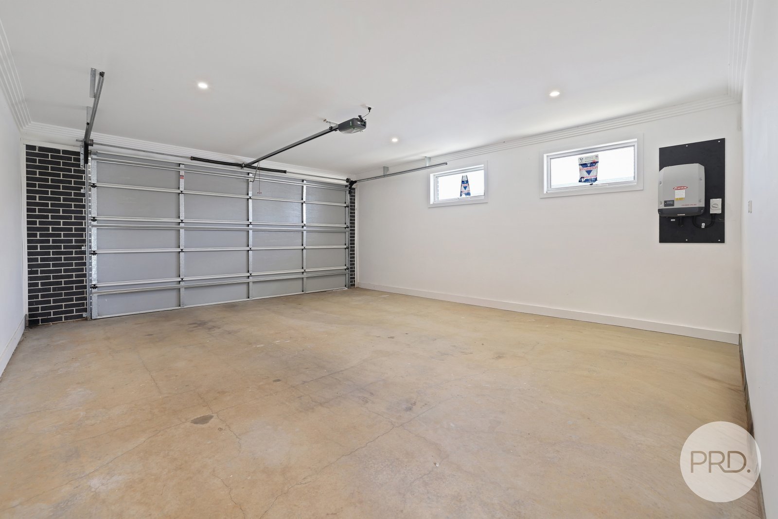 22 Jubata Drive TAMWORTH 24