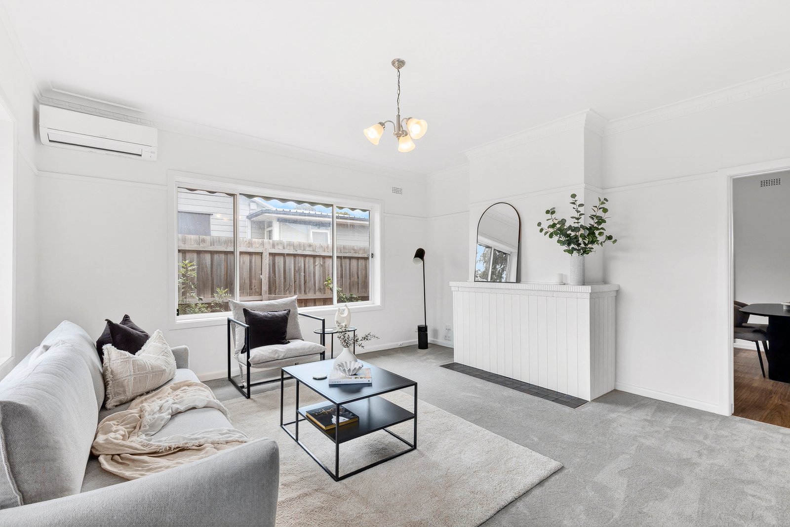 Gallery: 22 June Avenue