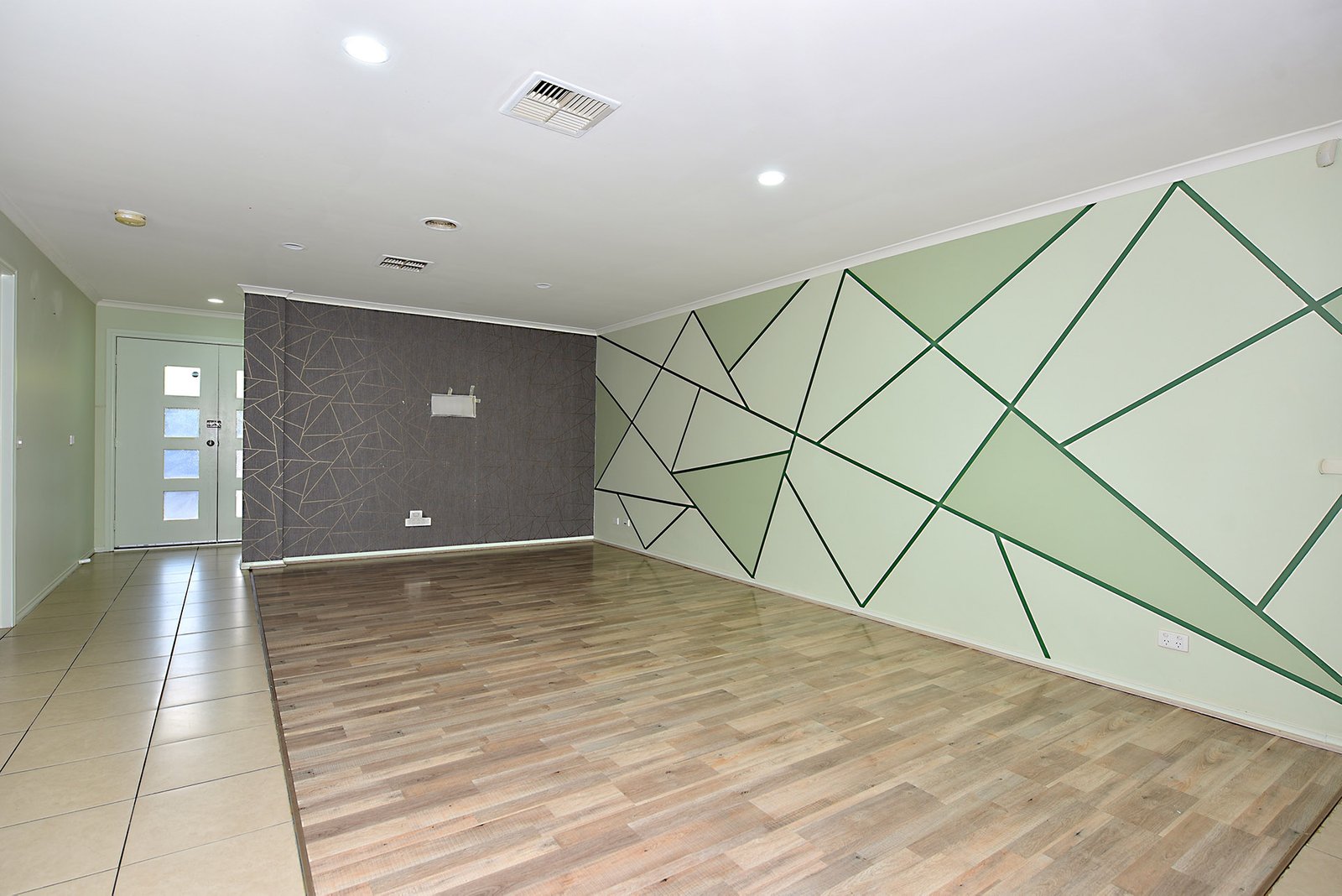 Gallery: 22 Kaimas Way