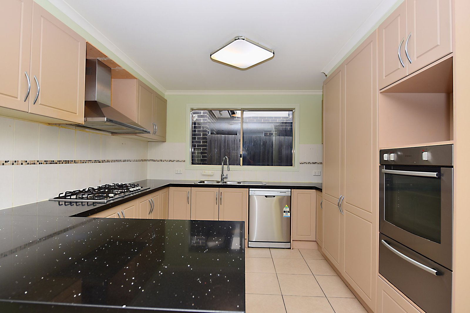 Gallery: 22 Kaimas Way