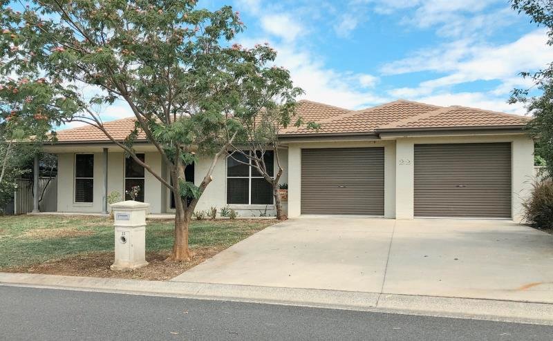 22 Kalinda Place TAMWORTH 1