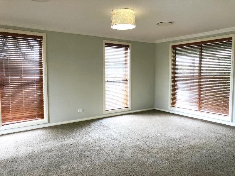 22 Kalinda Place TAMWORTH 4