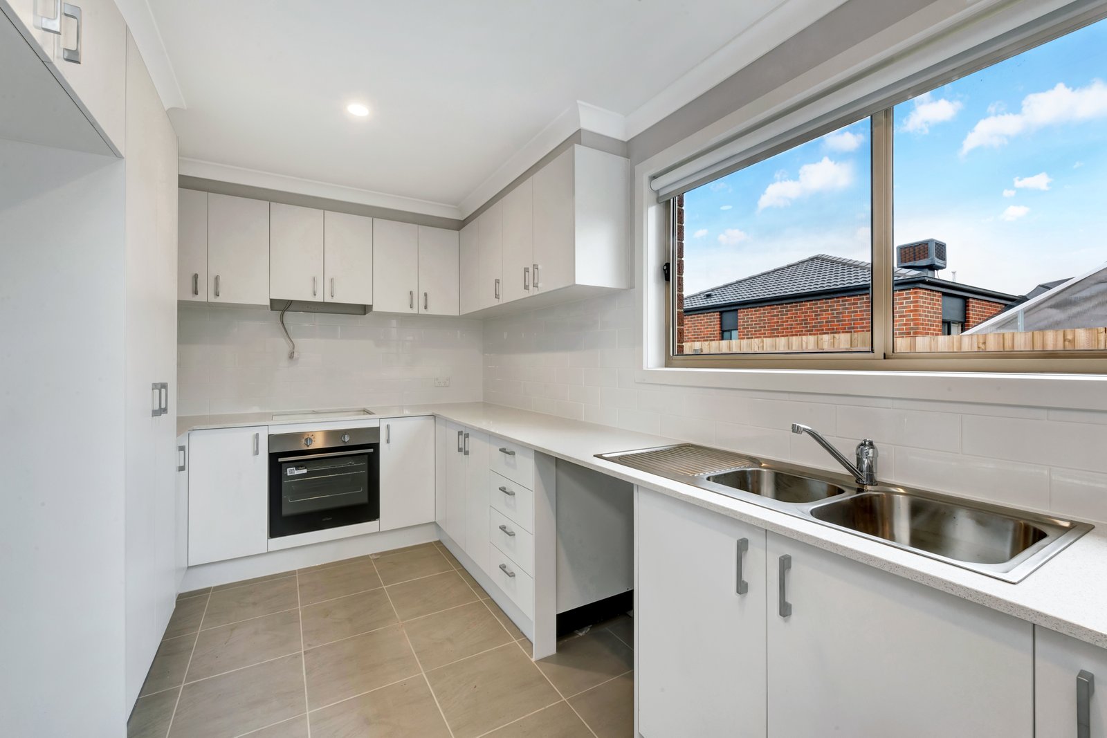 Gallery: 22 Kangaroo Paw Drive