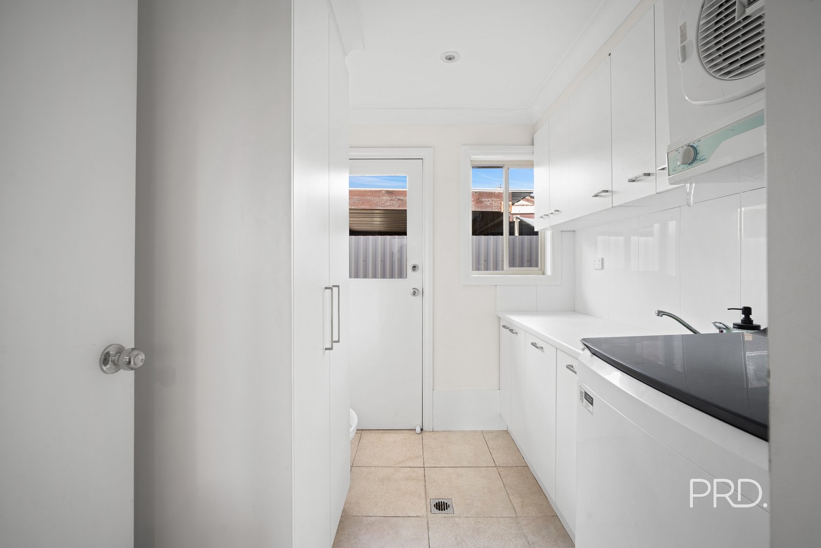 22 Karoom Drive GLENFIELD PARK 12