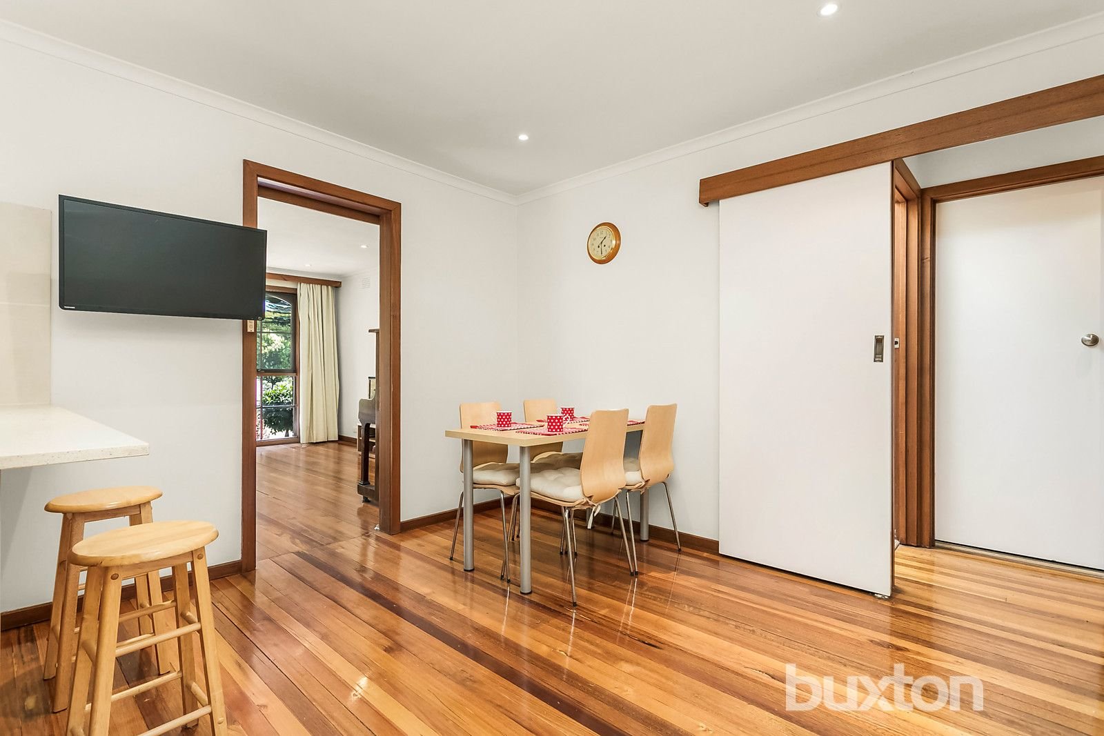 Gallery: 2/2 Keats Court