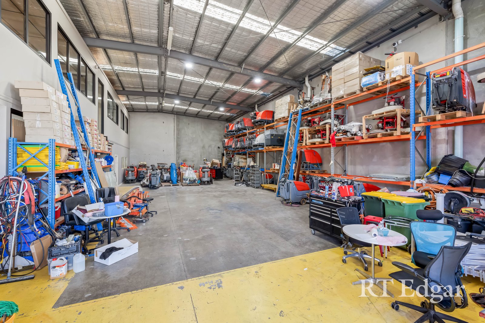 Real Estate and Property in 2/2 Kia Court, Preston, VIC