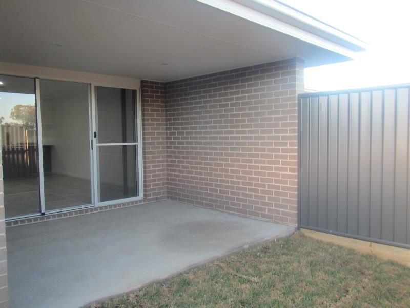 22 Kingham Street TAMWORTH 9