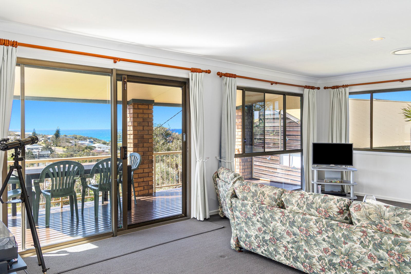 22 Kingsley Drive BOAT HARBOUR 4