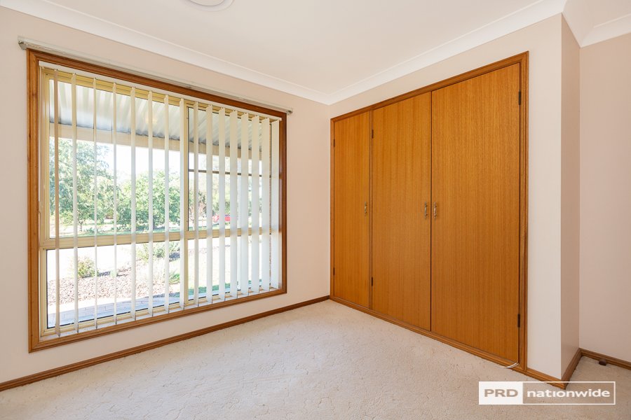 22 Kingswood Drive TAMWORTH 14