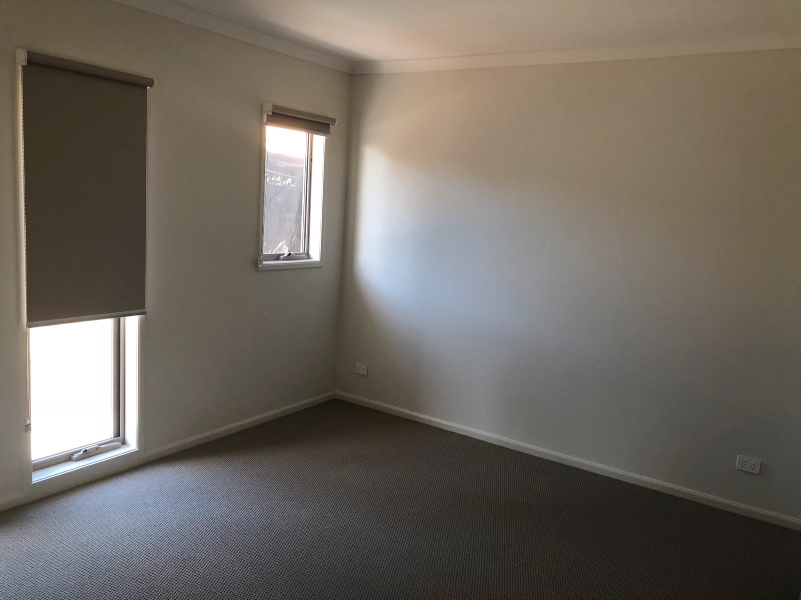 Gallery: 2/2 Kinnon Avenue