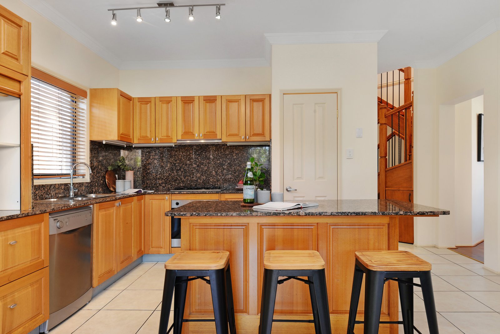 22 Knowles Avenue MATRAVILLE 4