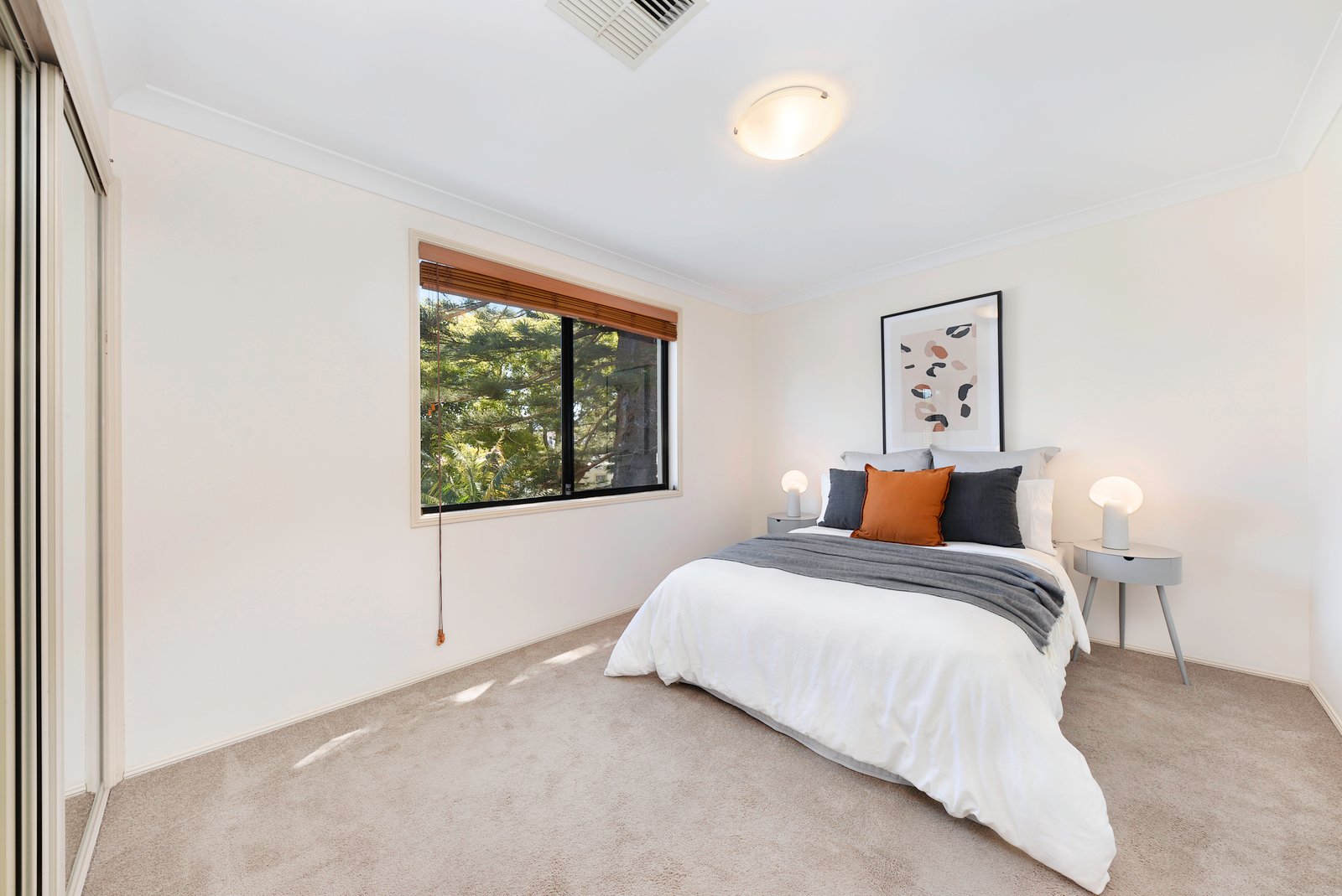 22 Knowles Avenue MATRAVILLE 11