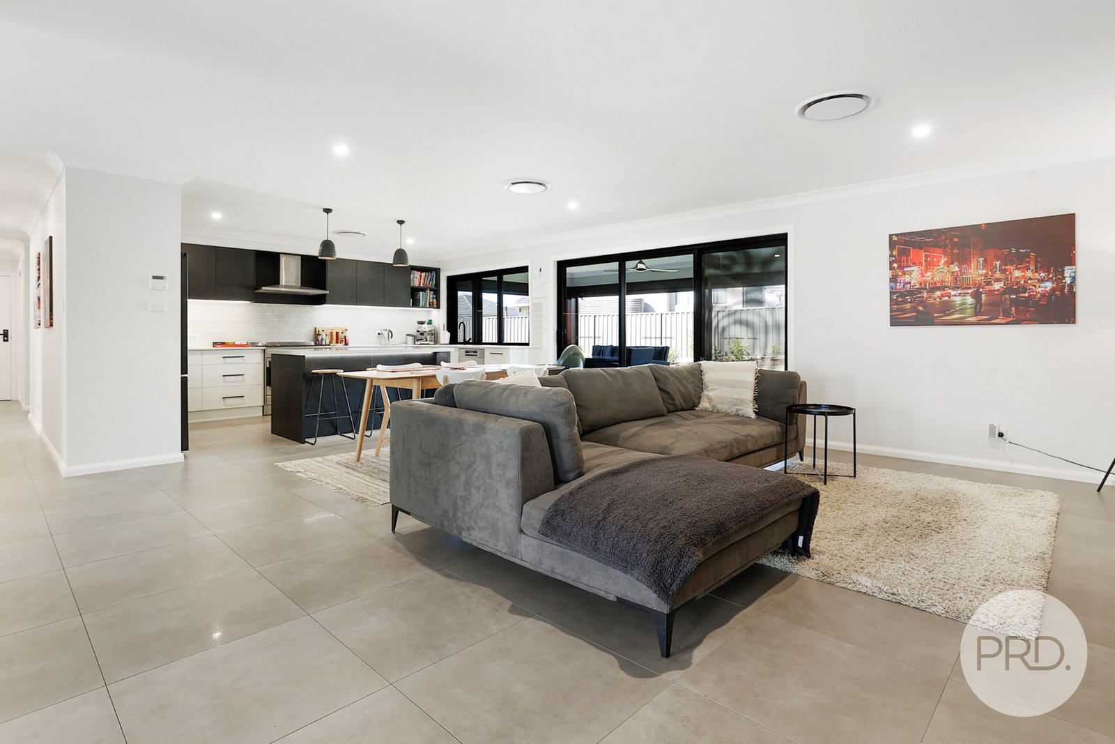 22 Lambrusco Way TAMWORTH 8