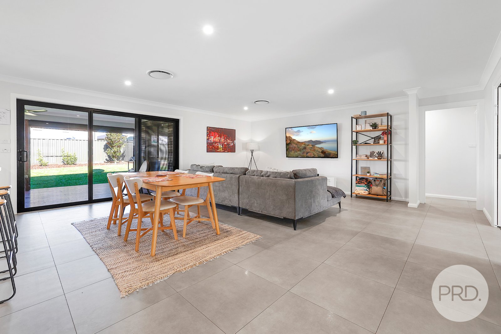 22 Lambrusco Way TAMWORTH 10