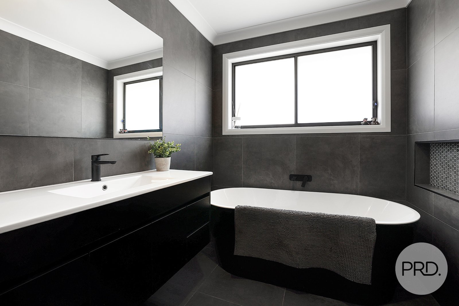 22 Lambrusco Way TAMWORTH 15