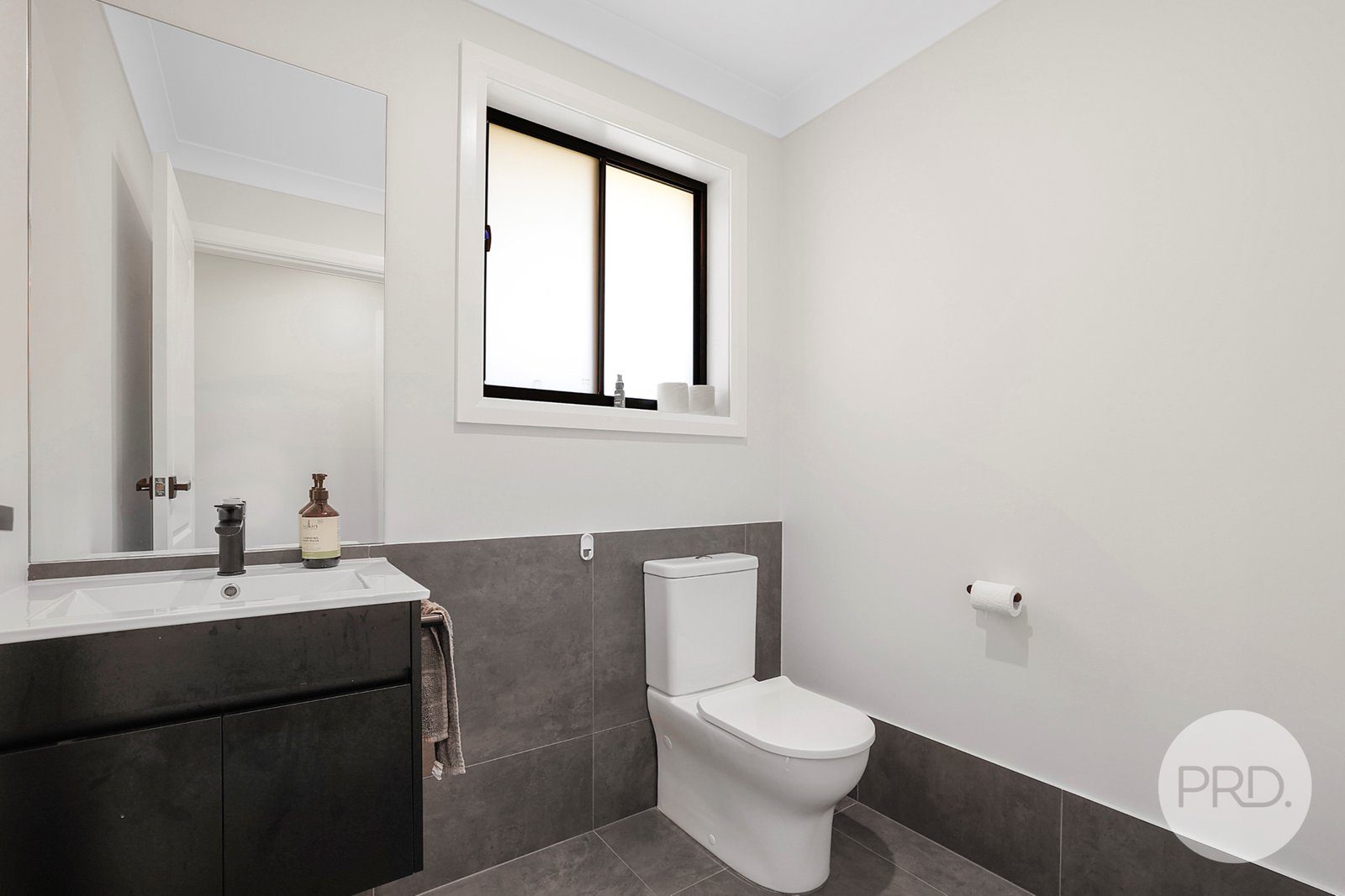 22 Lambrusco Way TAMWORTH 16