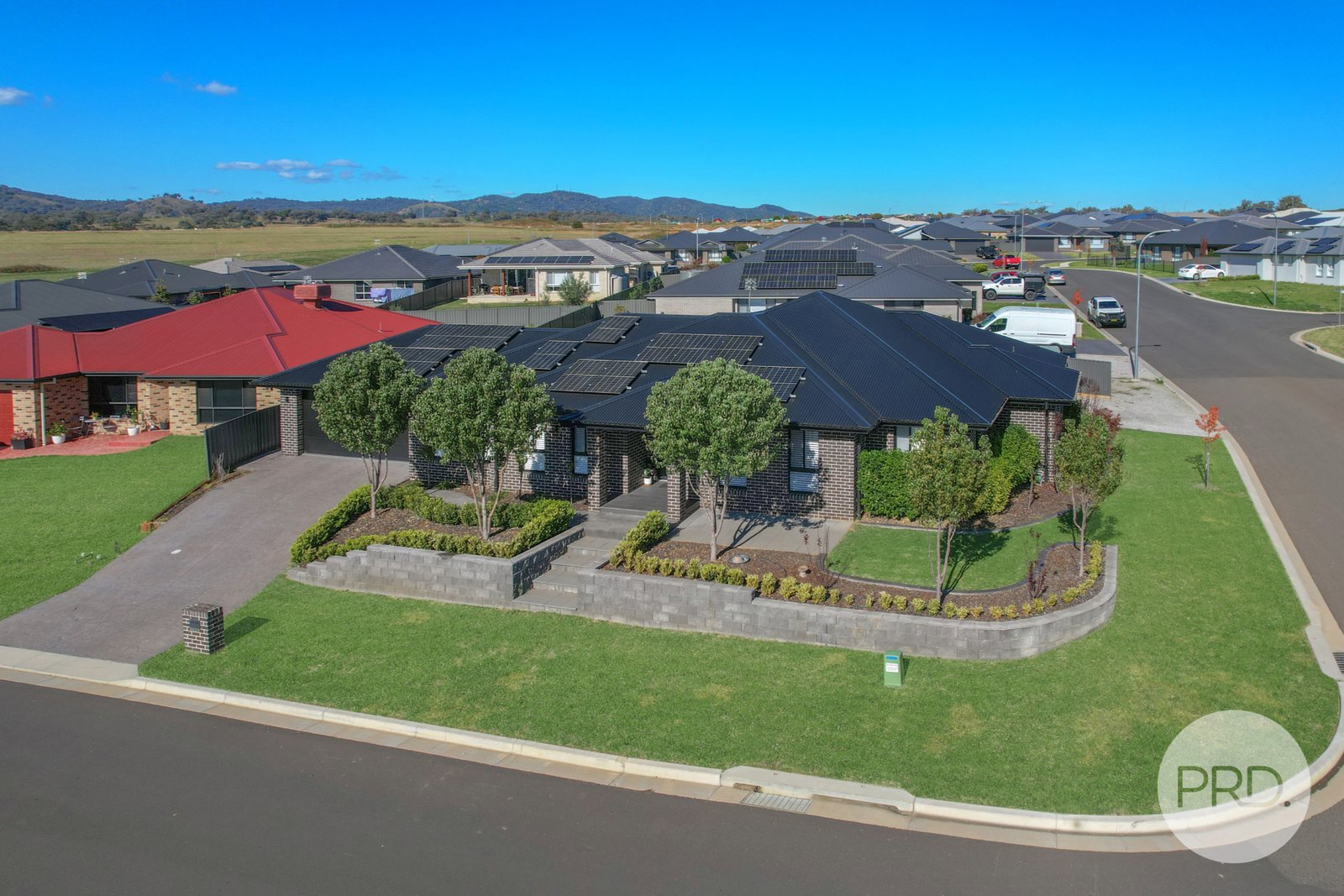 22 Lambrusco Way TAMWORTH 32