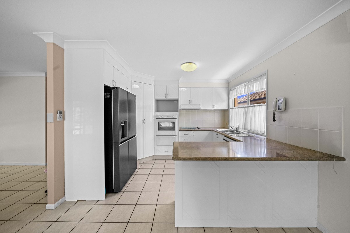 22 Lanai Drive Burleigh Waters 4