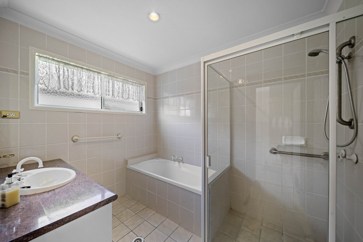 22 Lanai Drive Burleigh Waters 8