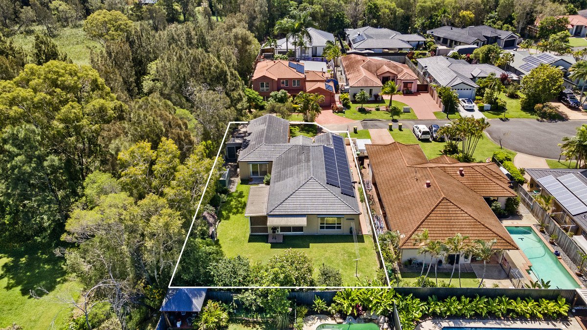 22 Lanai Drive Burleigh Waters 19