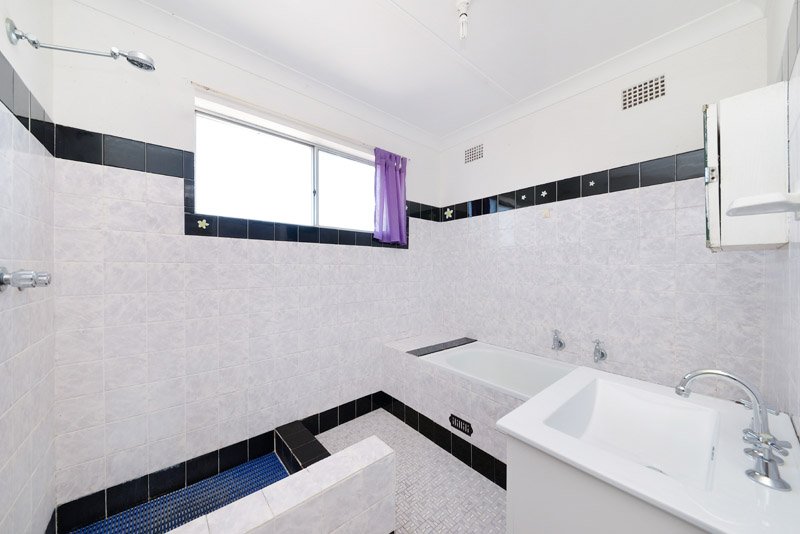 22 Lasseter Avenue CHIFLEY 8