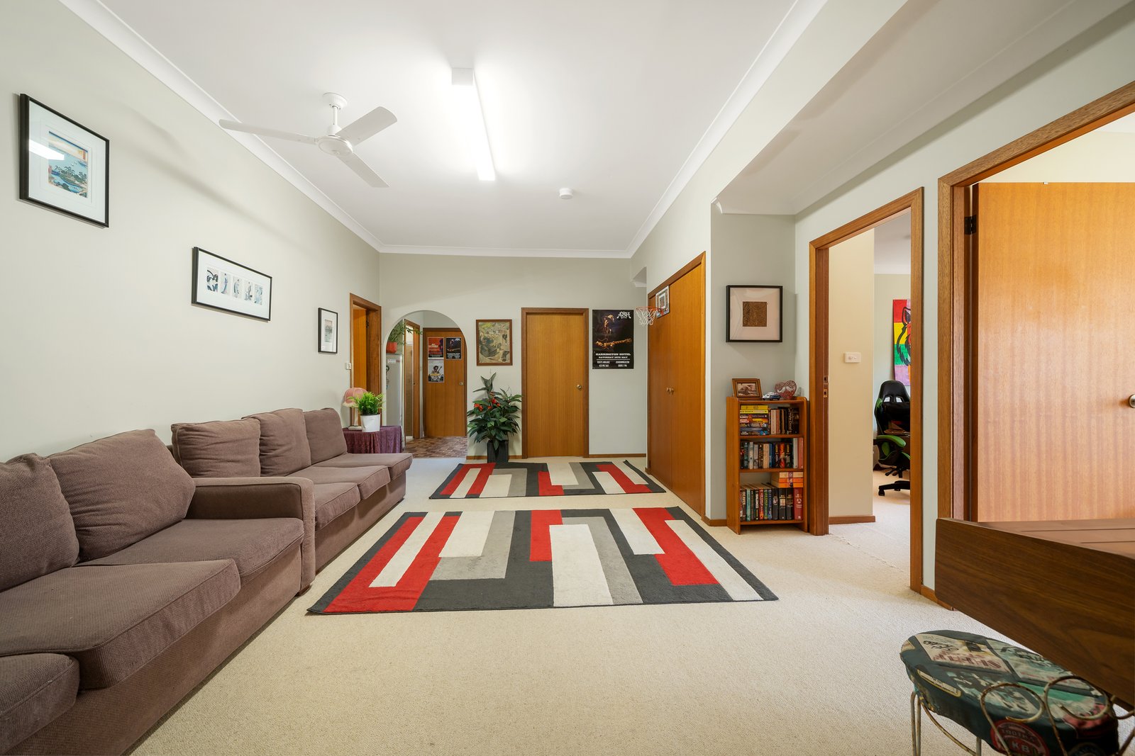 22 Laurie Street LAURIETON 2