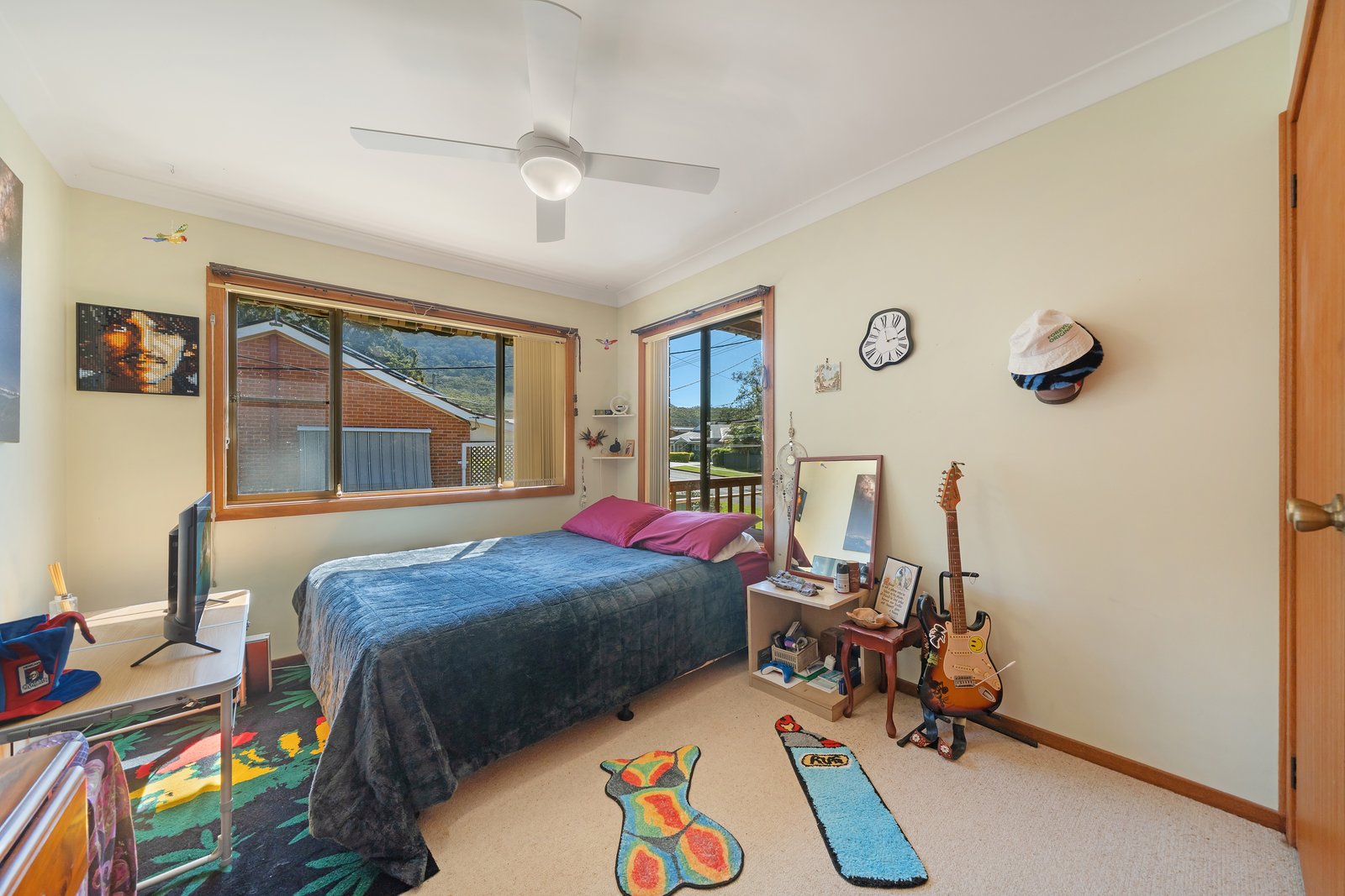 22 Laurie Street LAURIETON 9
