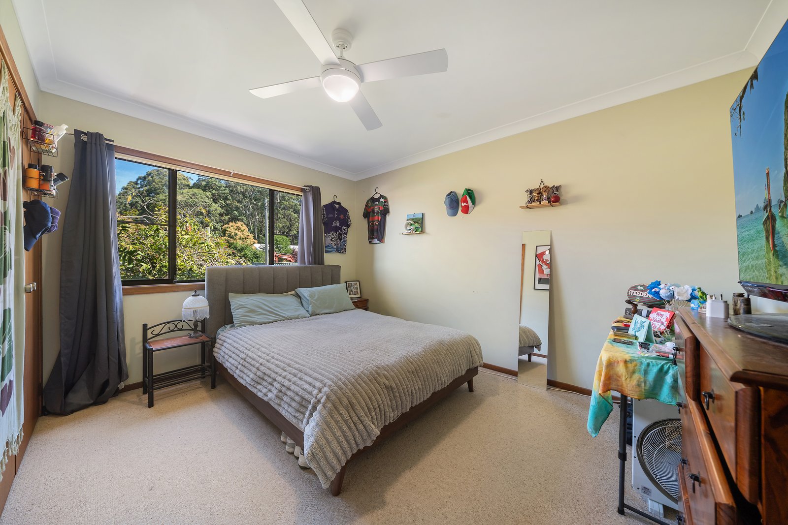 22 Laurie Street LAURIETON 11