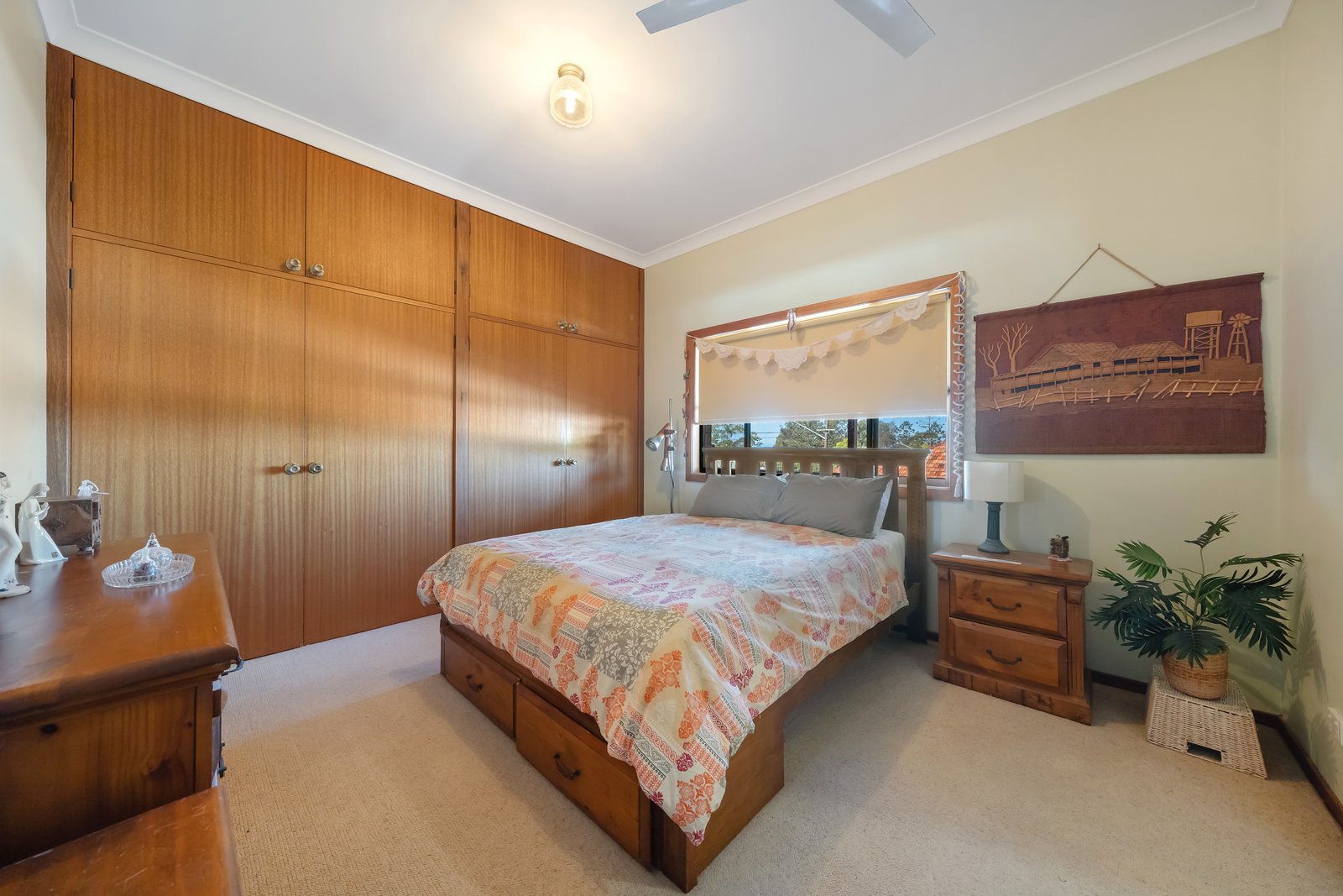 22 Laurie Street LAURIETON 12