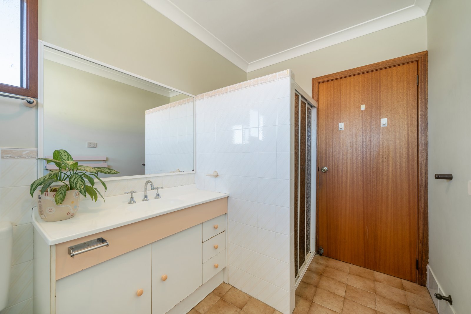 22 Laurie Street LAURIETON 15