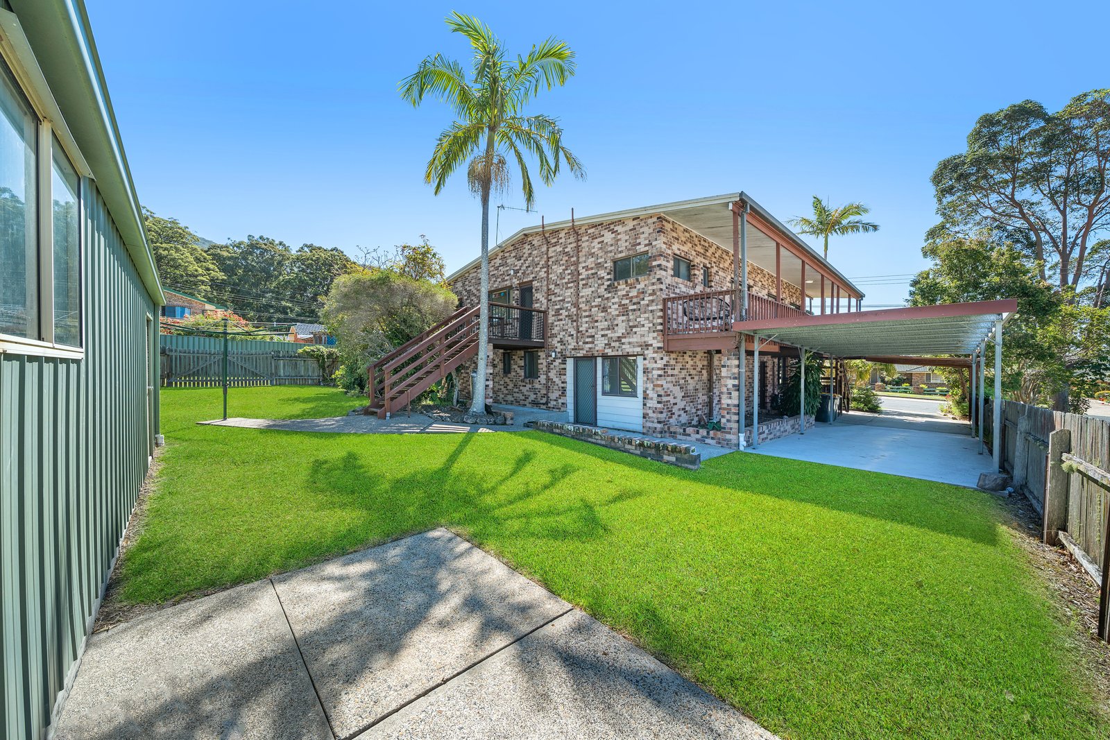 22 Laurie Street LAURIETON 17