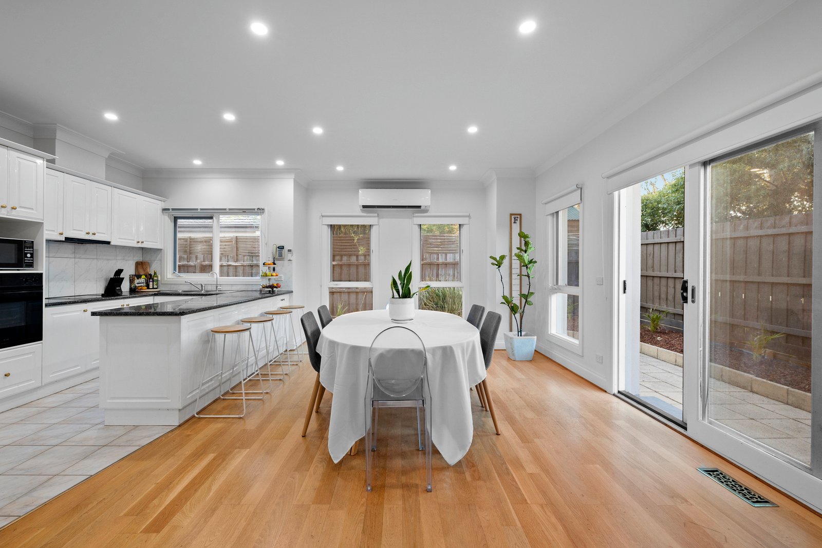 Gallery: 22 Lawson Street