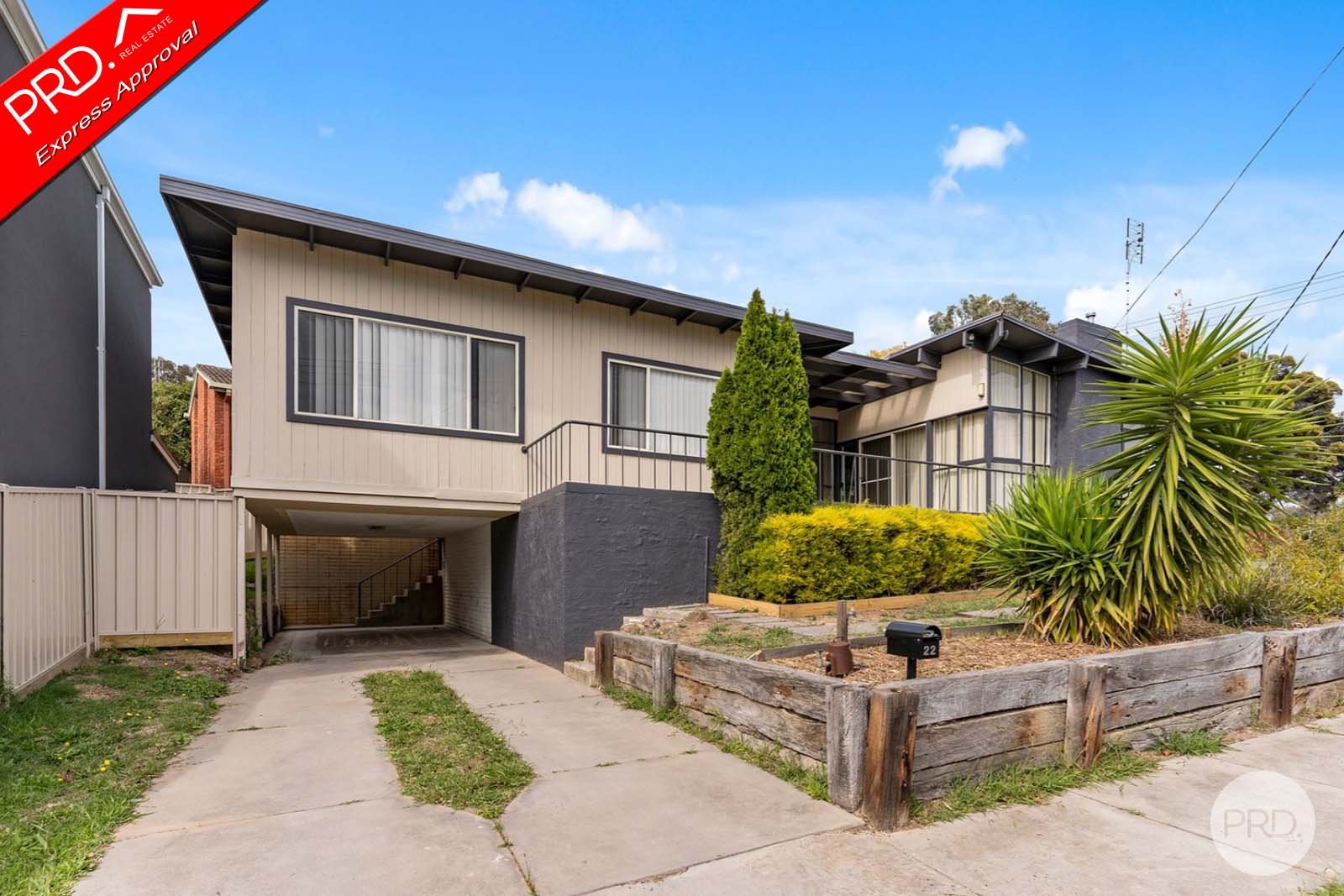 22 Leigh Avenue KENNINGTON 2