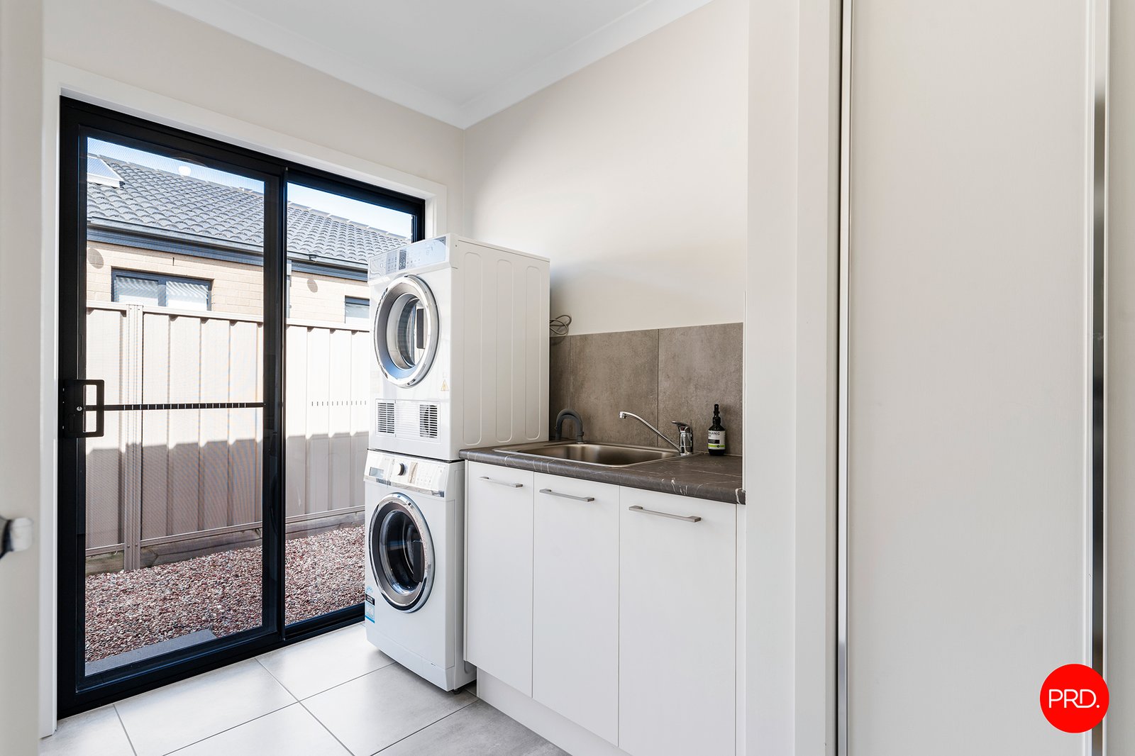 22 Limousin Court ASCOT 17