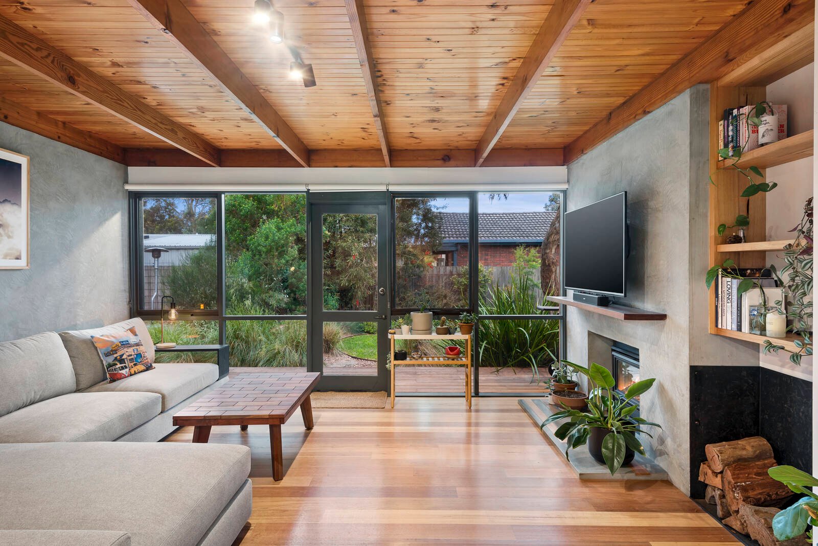 Real Estate and Property in 22 Lowe Street, Ocean Grove, VIC