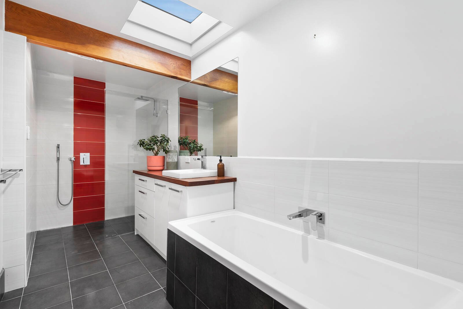 Real Estate and Property in 22 Lowe Street, Ocean Grove, VIC