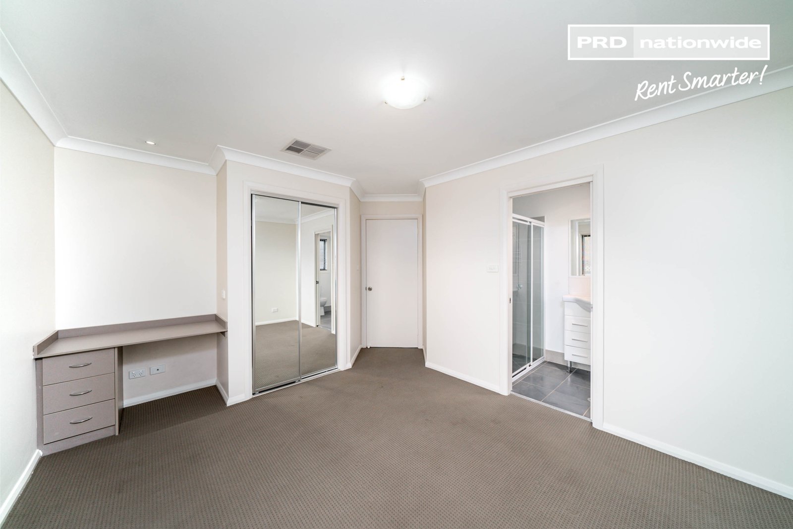 2/2 Macquarie Street MOUNT AUSTIN 5