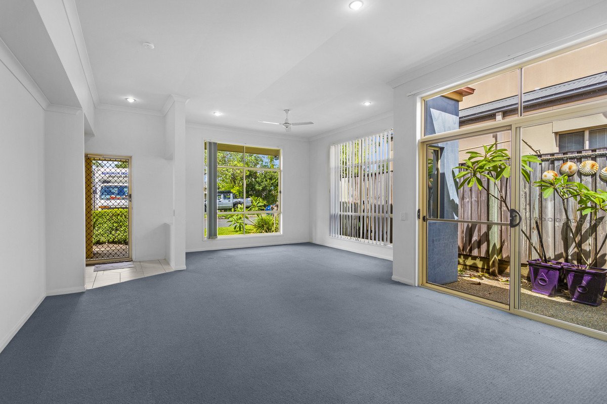 22 Majorca Crescent Varsity Lakes 8