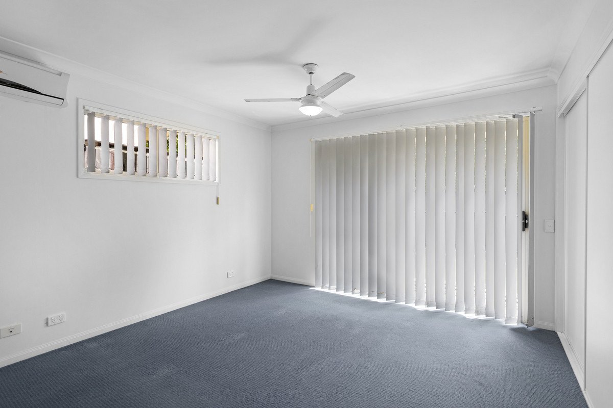 22 Majorca Crescent Varsity Lakes 9