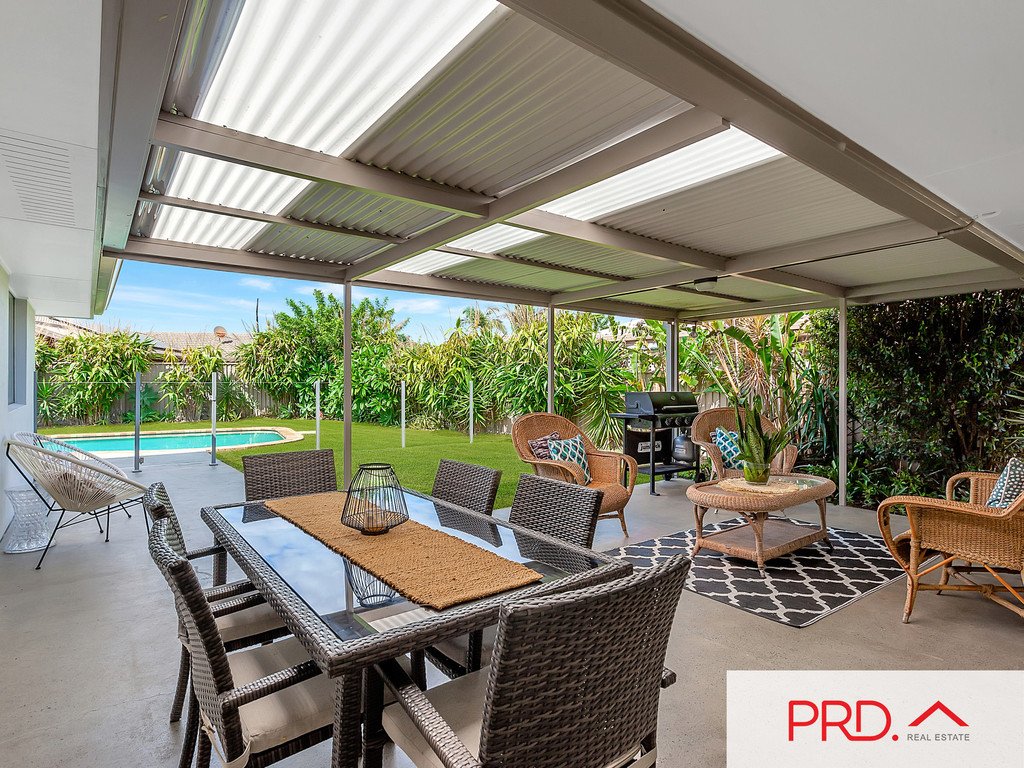22 Manakin Ave  BURLEIGH WATERS 12