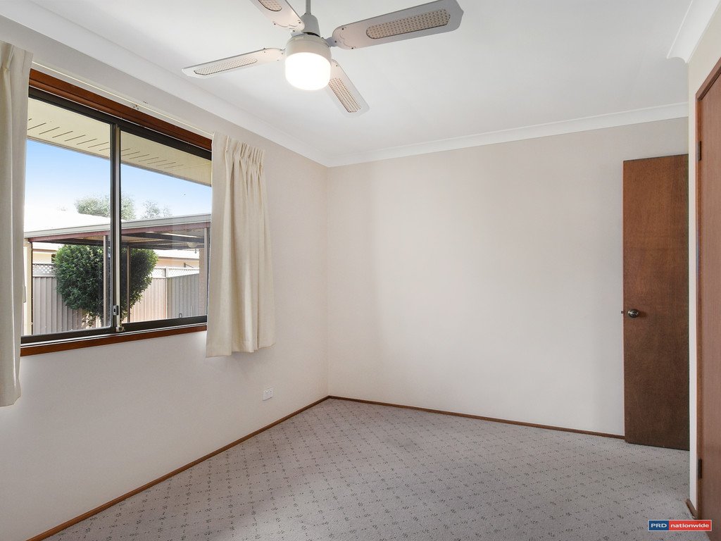 22 Manakin Avenue BURLEIGH WATERS 6