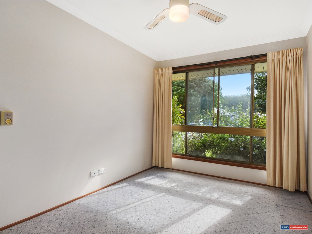 22 Manakin Avenue BURLEIGH WATERS 7