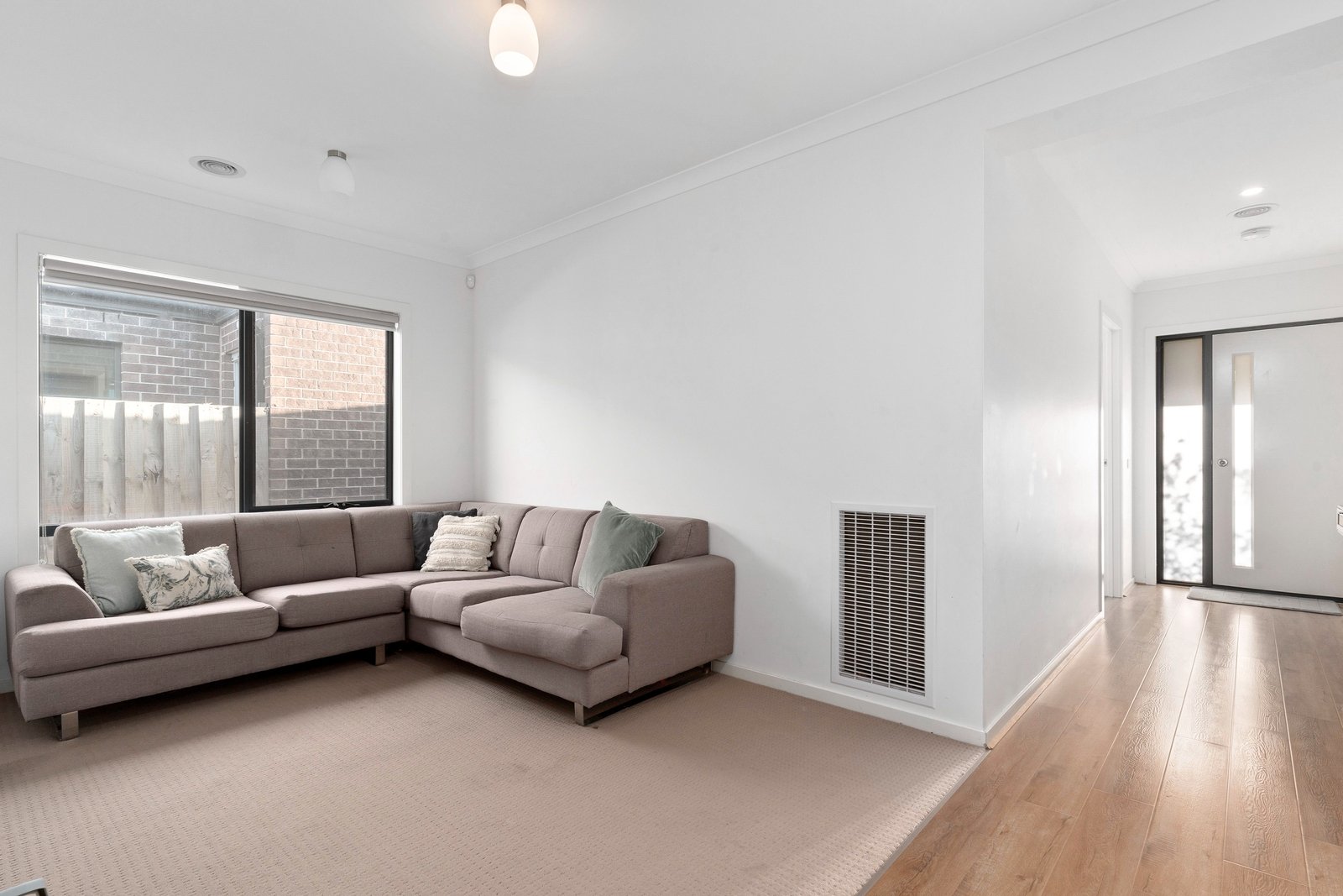 Real Estate and Property in 22 Maplewood Circuit, Truganina, VIC