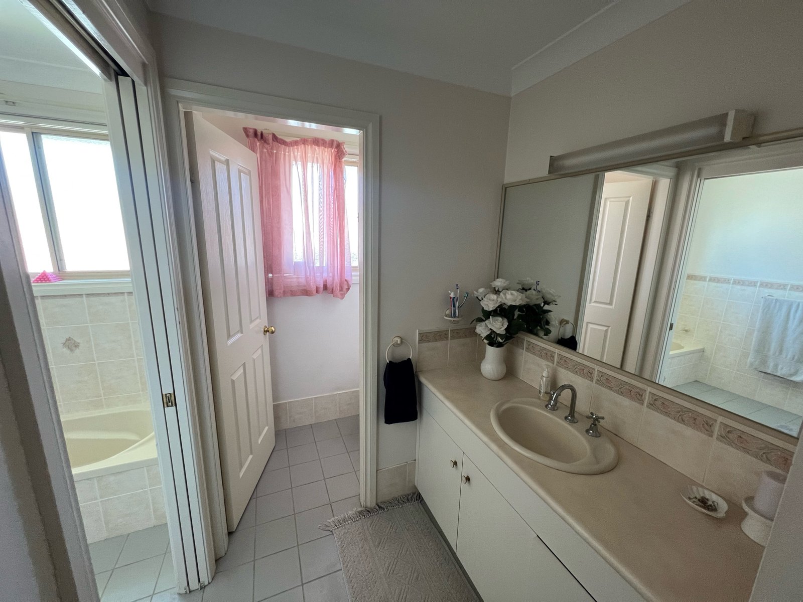 22 Margaret Street TAMWORTH 8