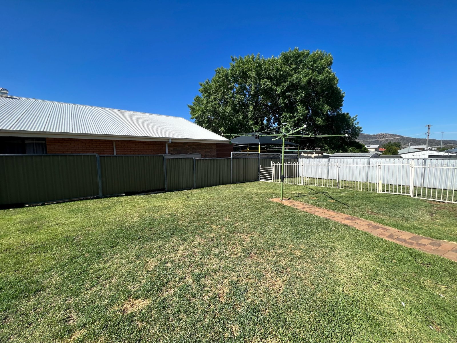 22 Margaret Street TAMWORTH 11