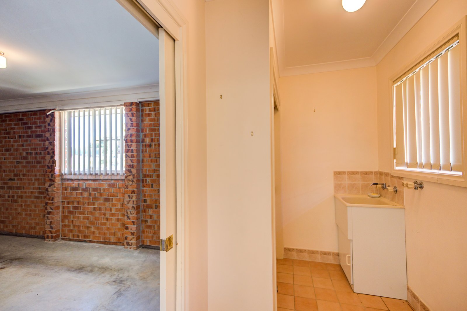 22 Margaret Street TAMWORTH 9