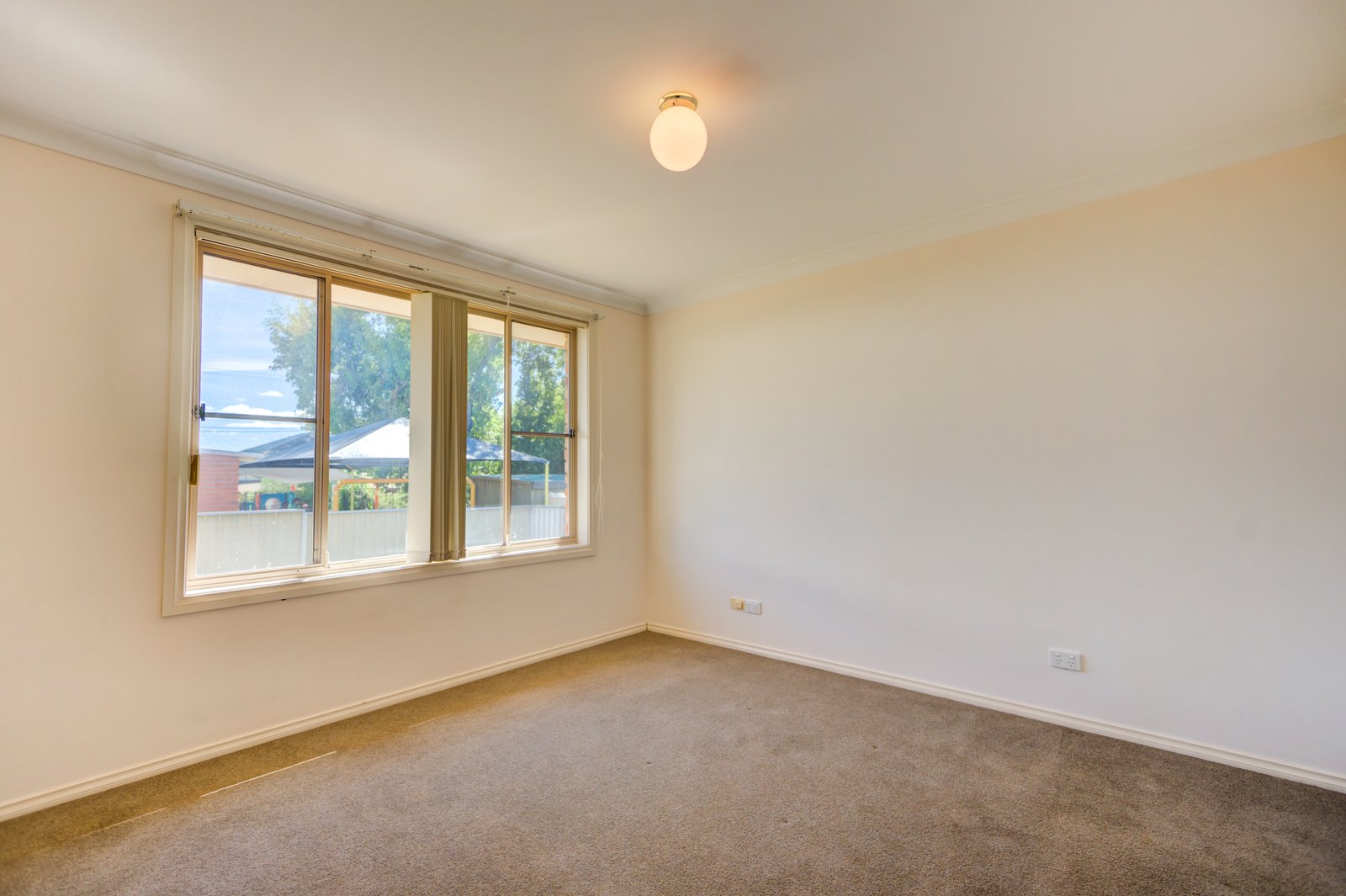 22 Margaret Street TAMWORTH 14